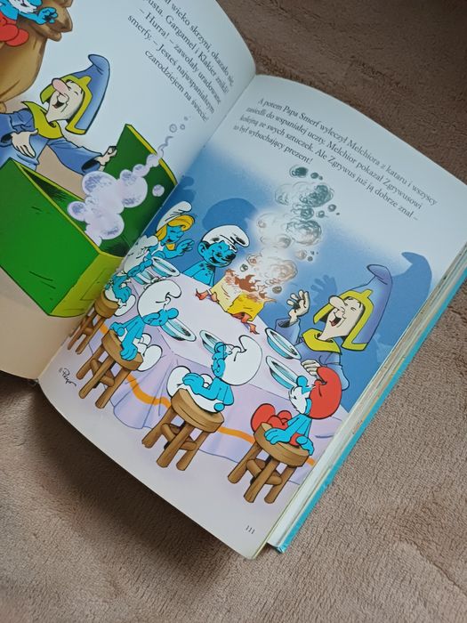 Złota ksiega bajek SMERFY