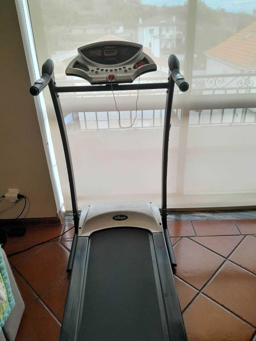 Passadeira Elétrica Bollinger (Muito bom Estado) – Treino em Casa