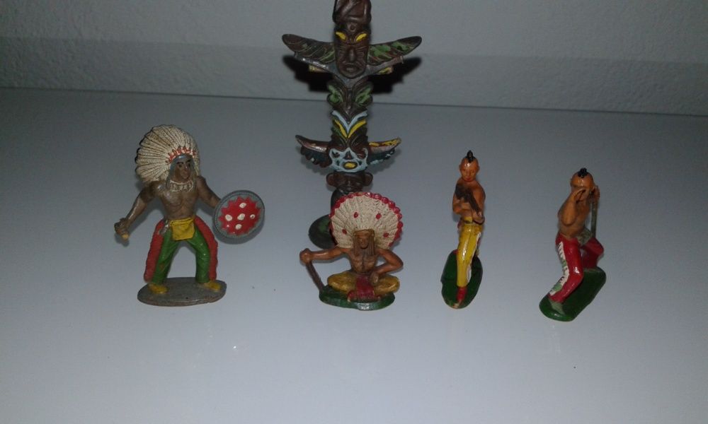 Bonecos Cowboys- indios