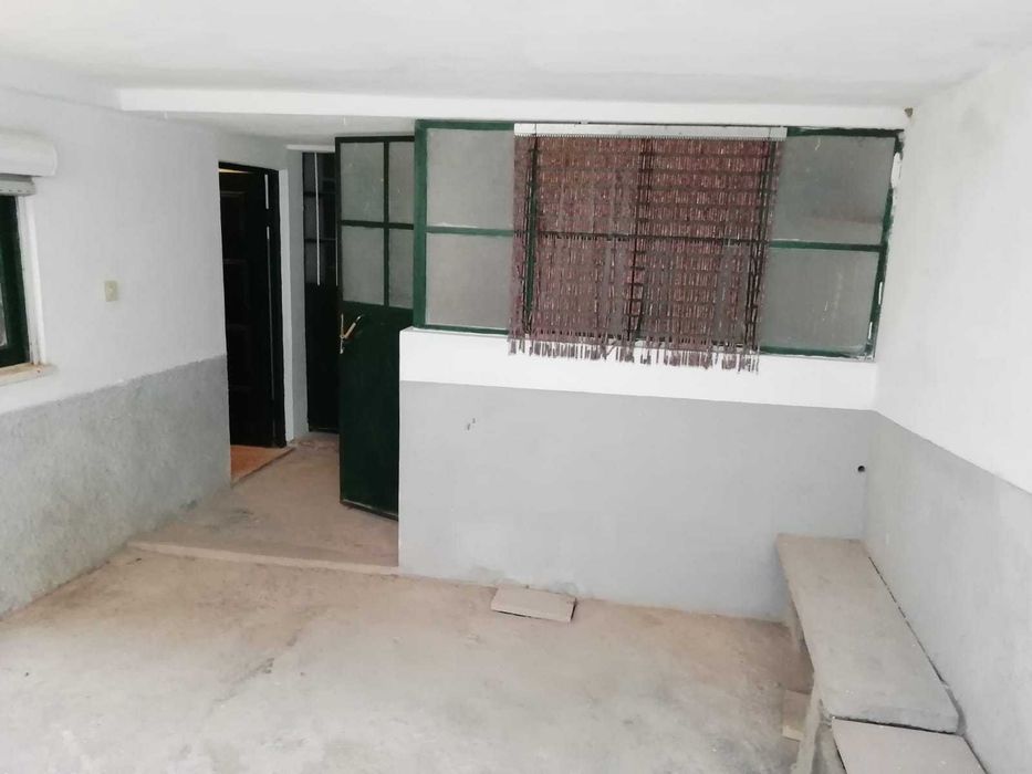 Moradia com 2 Entradas Independentes em Penamacor