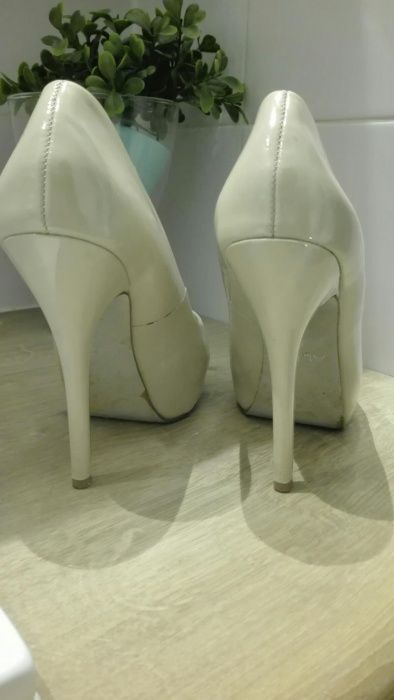 Szpilki półbuty platforma koturny Aldo zara skóra naturalna 36