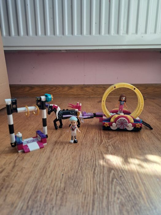 LEGO friends 41686 magiczna akrobatyka
