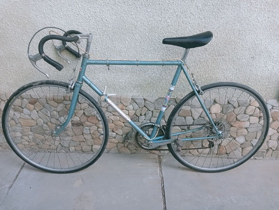 Спортивний велосипед favorit