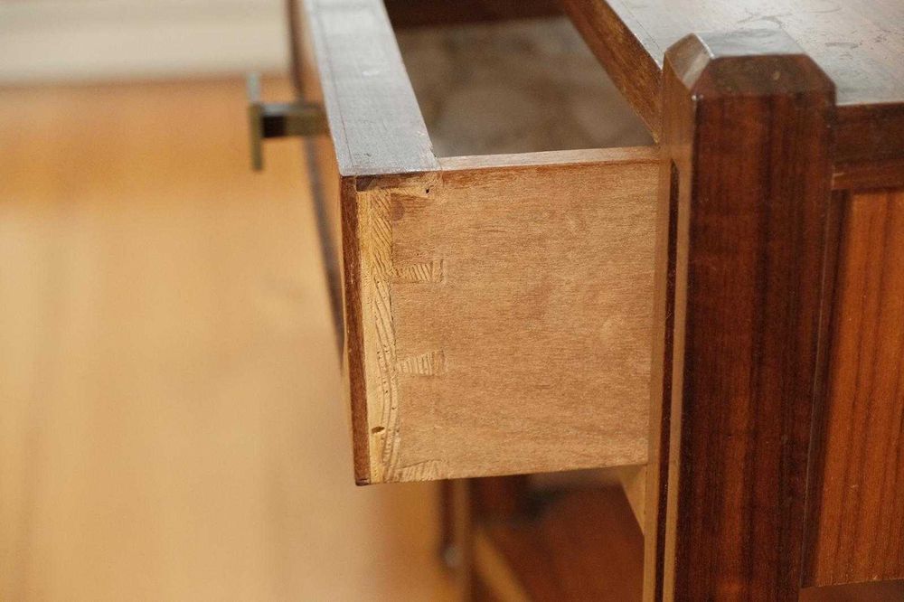 Mesinhas de cabeceira vintage em madeira