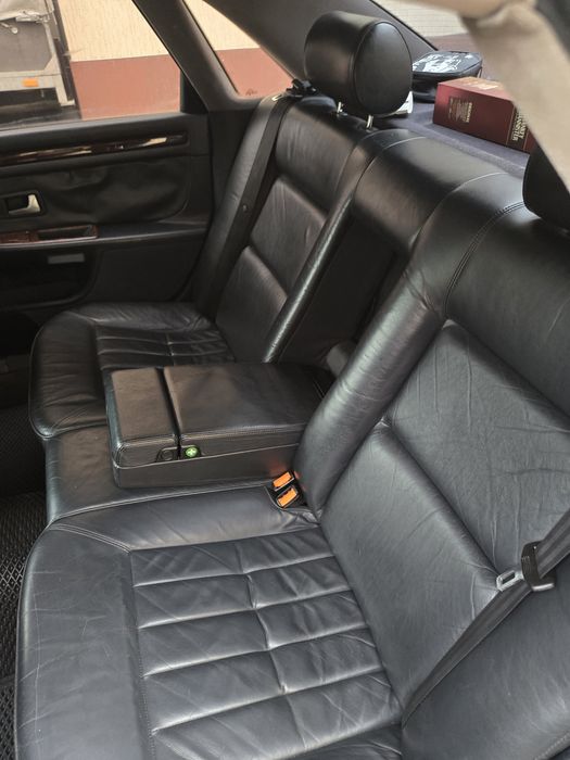 Audi A8 4.2 V8 газ/бенз quattro