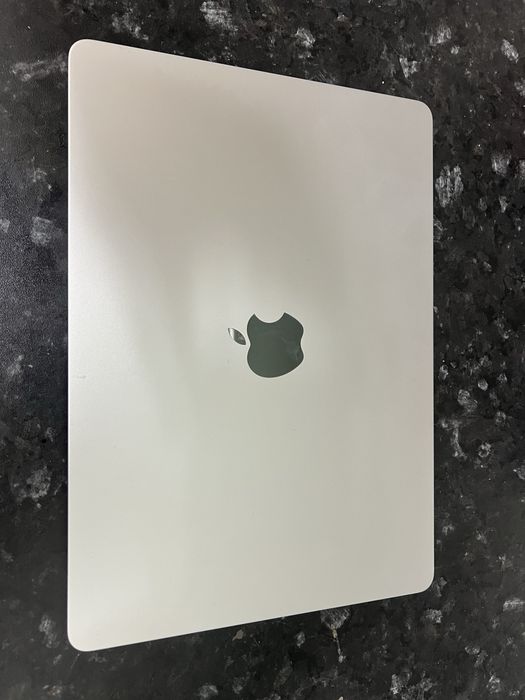 Macbook Air 13 M4 2025 Novo
