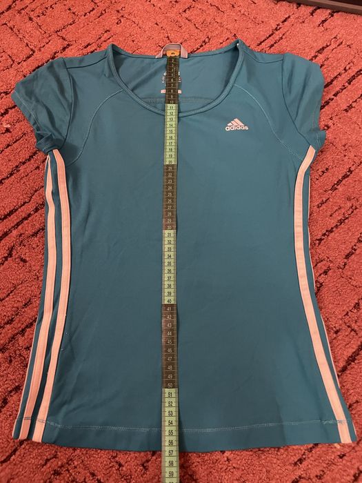 Жіноча спортивна футболка Adidas