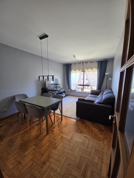 Arrendo quarto em T3  - Vilar do Andorinho