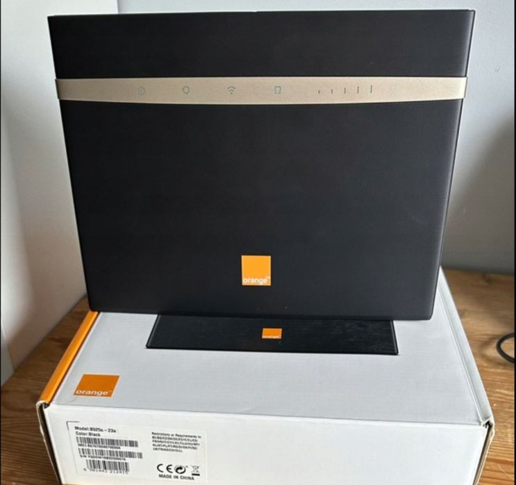 Router LTE Huawei B525s działa w każdej sieci.