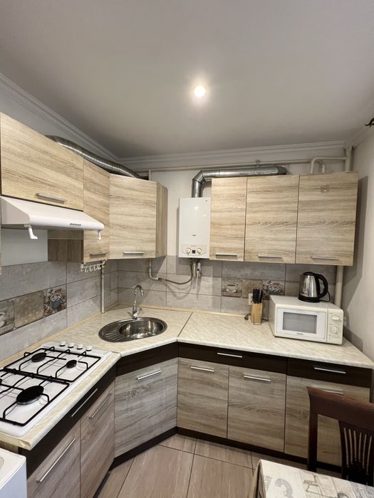 Продам 2к.квартира з газовим котлом. Меблі та техніка. Ушакова. Торг