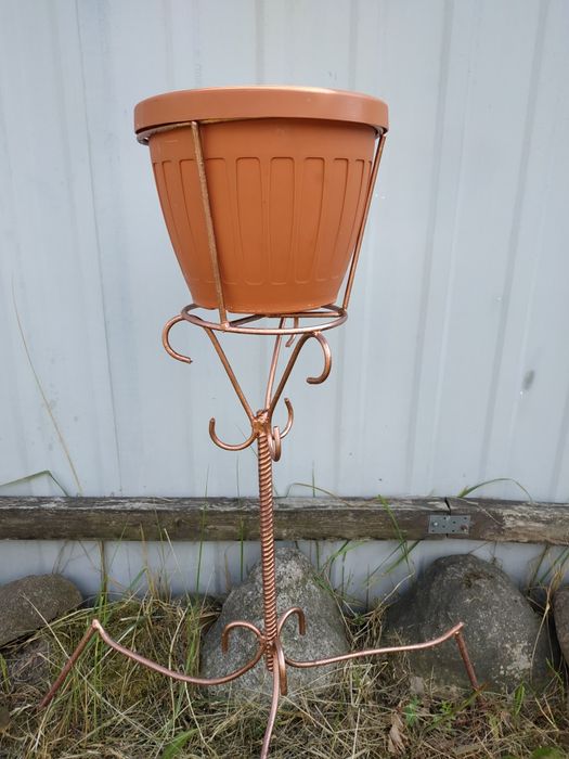 OKAZJA Stary duży kuty kwietnik metaloplastyka stojak na kwiaty PRL