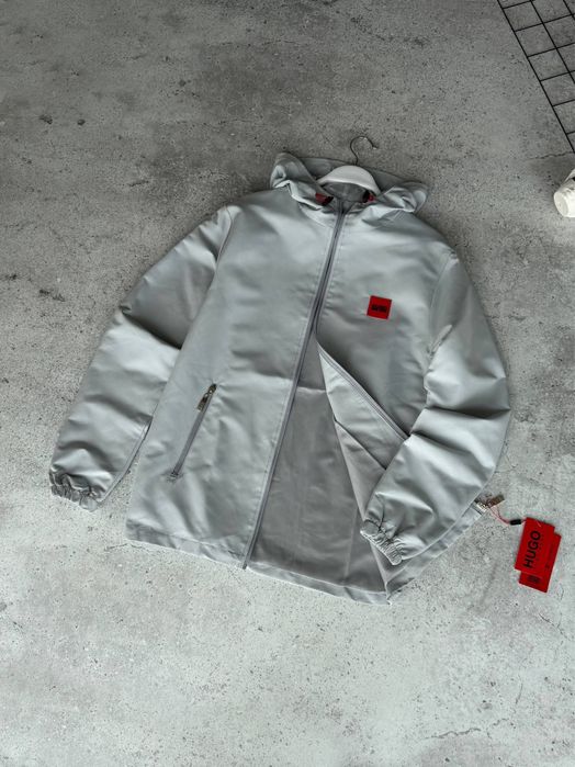 Hugo Boss куртка