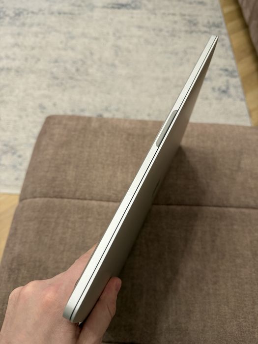 MacBook Pro 15 2018/2019 i7 2.6 | 32gb | SSD 512Gb VEGA 20 4 GB