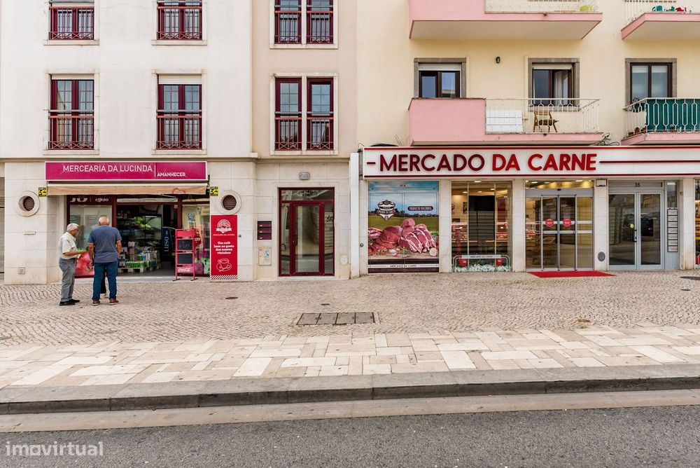 Loja Comercial | 150M2 | Rua Da Republica | Loures