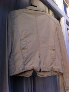 casaco de pele genuina BCBG Maxazria