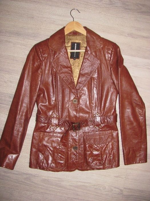 Кожаная куртка пр-во Турция 44-46рр состояние новой