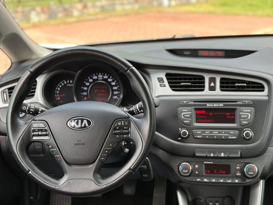 Kia Ceed •1.6 Benzyna 135KM•Led•Oryginalny stan•Niemiec•Top•