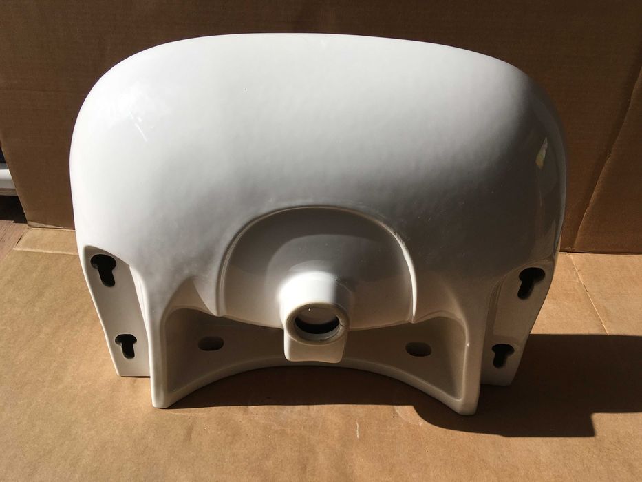 Umywalka ceramiczna 55x43 cm Koło