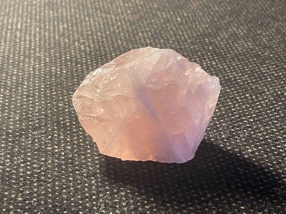 Quartzo Rosa Natural – Cristal de Quartzo Rosa em Bruto
