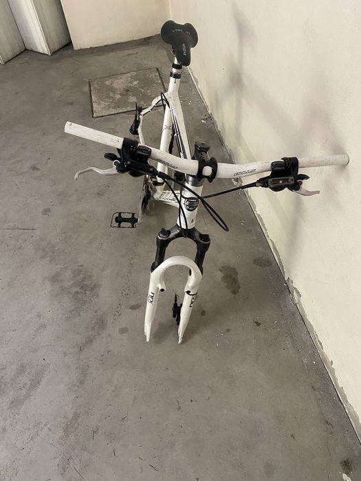 Quadro de bicicleta roda 26.