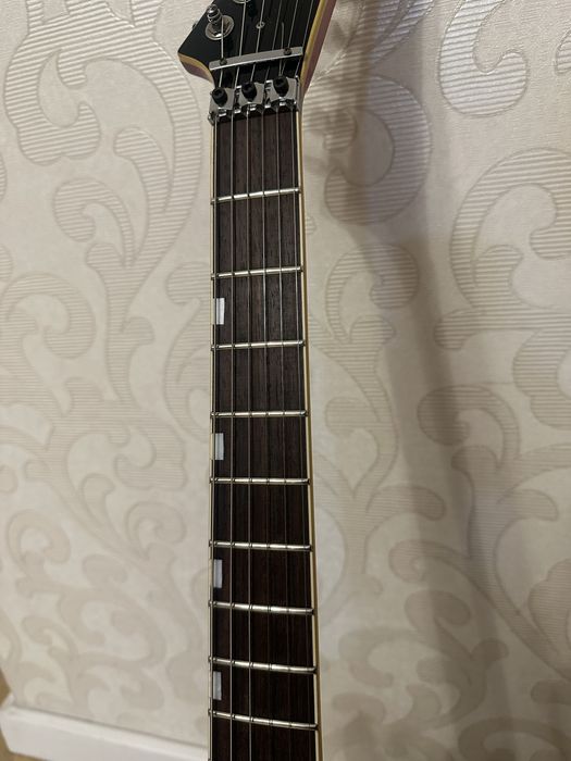 Електрогітара Grass Roots Horizon