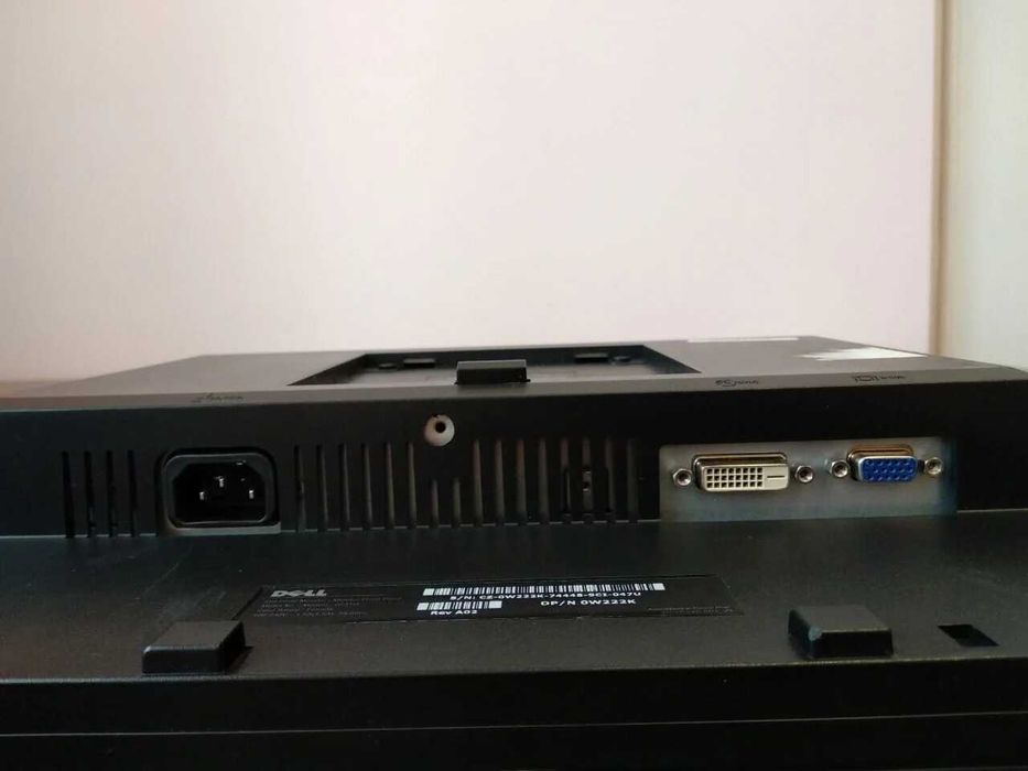 Продам Монитор Dell G2410t / 24" (1920x1080) TN / DVI, VGA