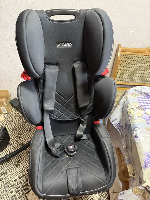 Дитяче автокрісло Recaro