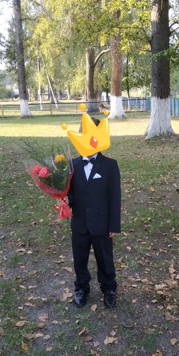 Костюм-трійка на хлопчика на 128ріст