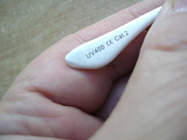 Starocie z PRL - Okulary damskie przeciwsłoneczne 400UV rozstaw 14 cm