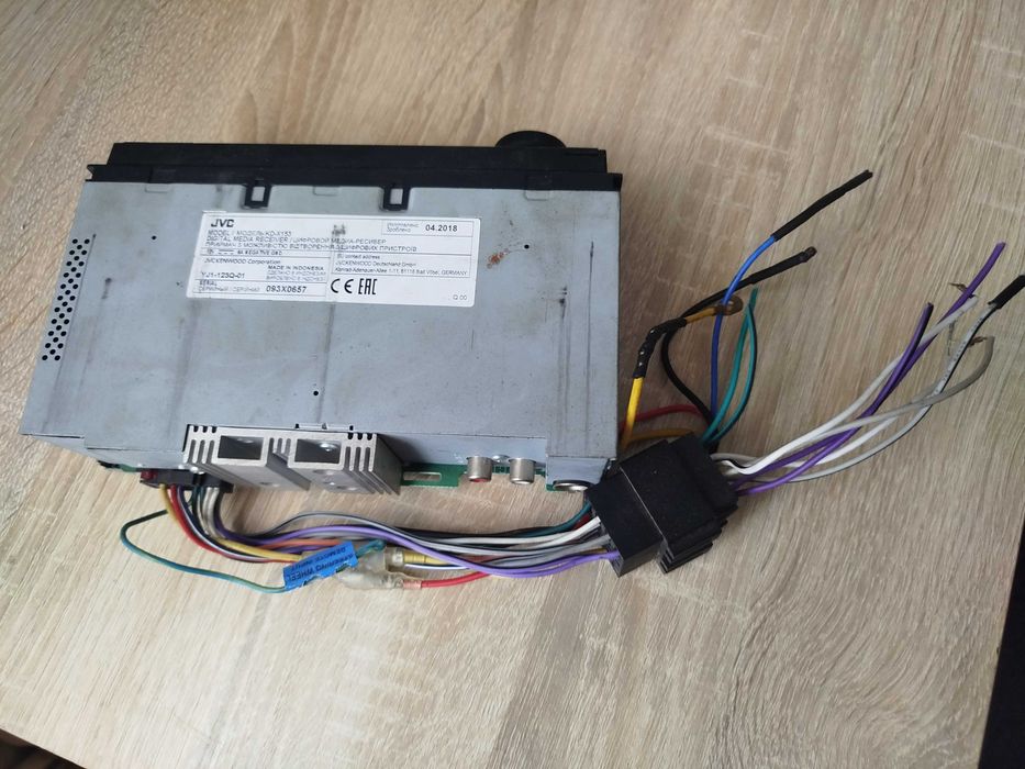 Продам магнітолу бу