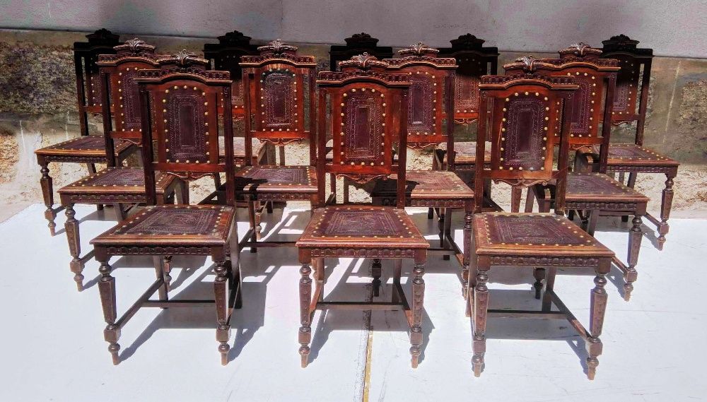 12 Cadeiras Carvalho Couro Pregaria