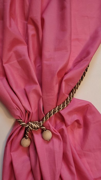 Zasłona IKEA z upieciem 145x250 różowa