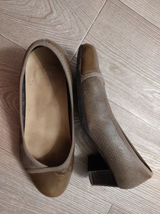 Туфли Alpina розмір 36,5 (3 1/2)