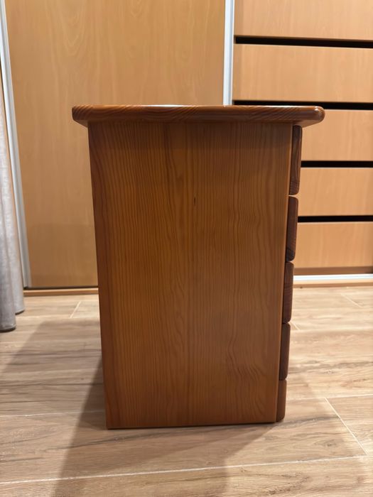 Cama solteiro em pinho maciço