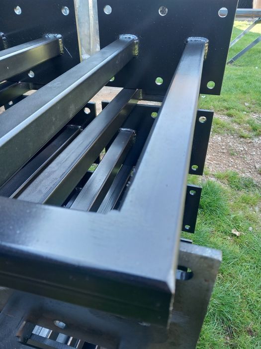 schody półkowe  lewitujace stelaż