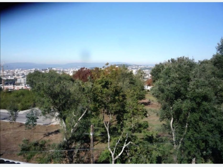 Alugo quarto/T0 em Braga