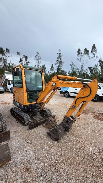 Mini giratoria HYUNDAI ROBEX 18-9