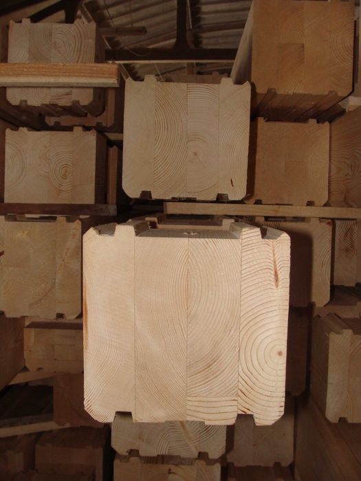 стіновий клеєний брус 200х200