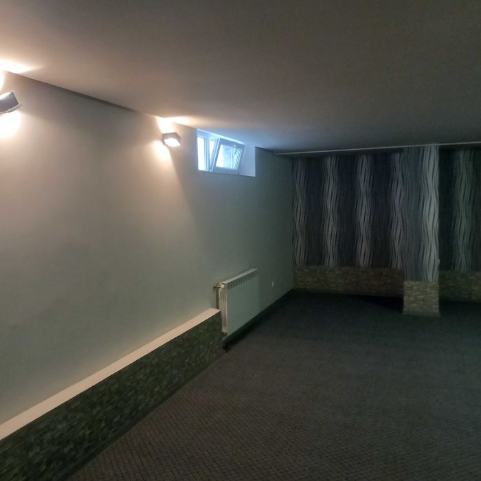 Оренда
Дуплекс 
Чернівці 
район в.Канівська