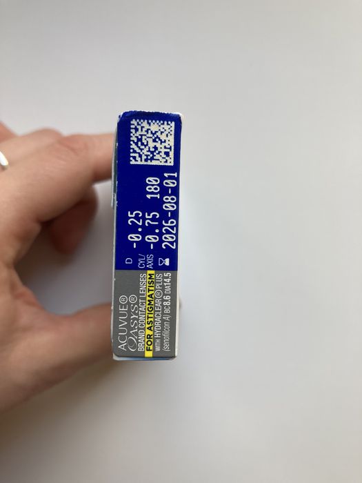 Soczewki Acuvue Oasys dwutygodniowe sfera -0,25, cylinder -0,75;oś 180