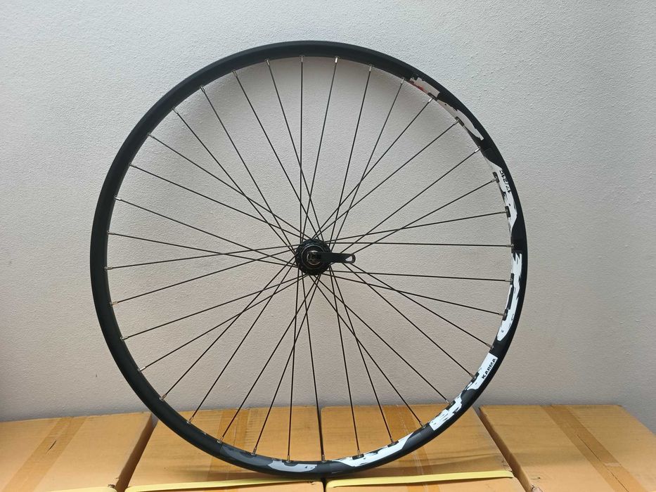 Koło 29"/28" Tył  MACH Karma Shimano Tarcza Centerlock Nowe