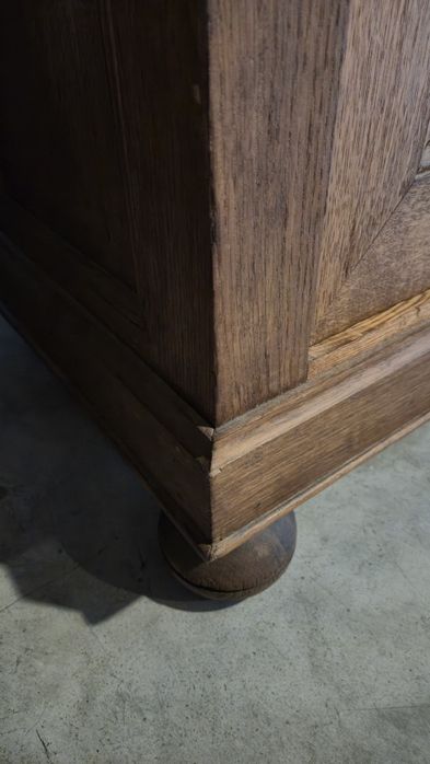 Nr. 404 antyczna szafa ze schowkiem styl Louis Philippe