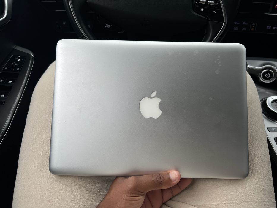 MacBook Pro Corei5 - Catalina
