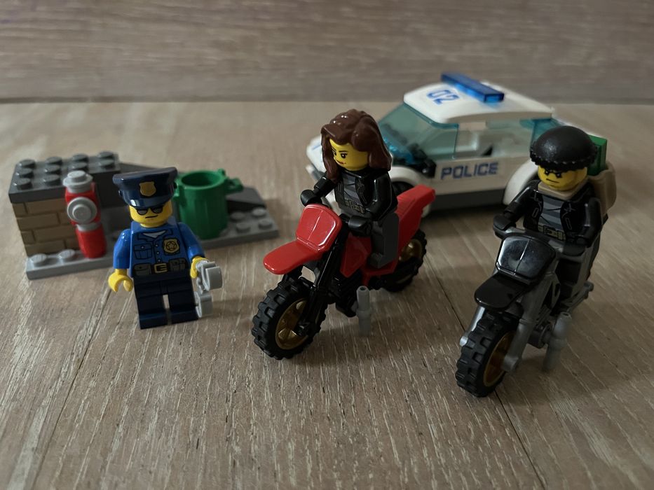 Lego City 60042 Superszybki pościg policyjny kompletny zestaw