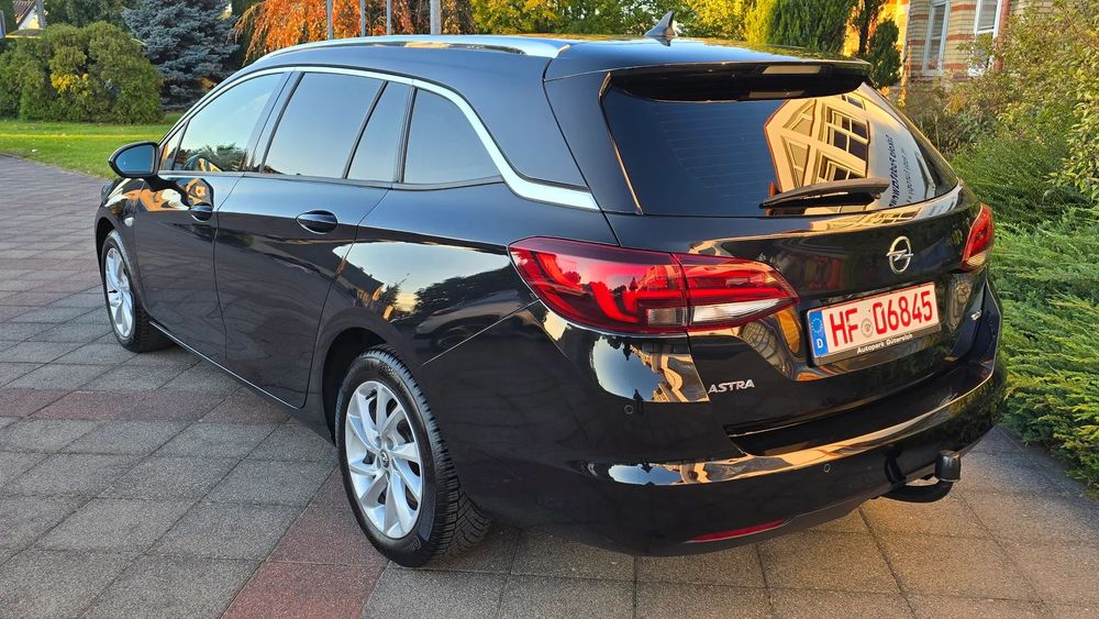 Opel Astra Opel Astra Sports Tourer+ 1.6 CDTI 136 KM 2018 rok - STAN PERFEKCYJNY