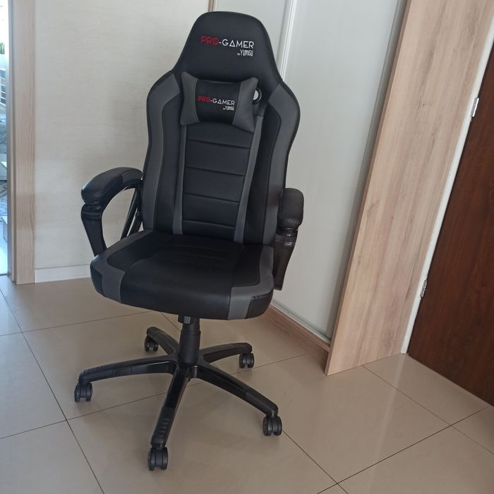 Fotel gemingowy PRO-GAMER