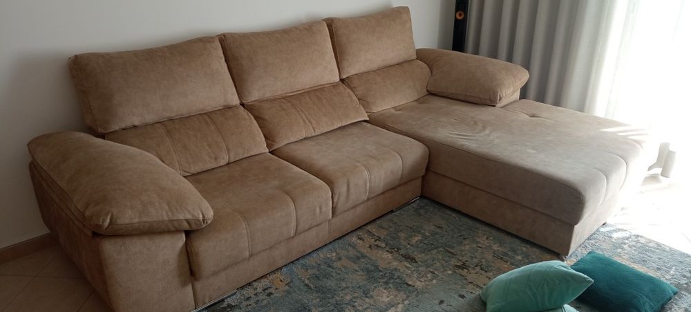 Sofá de 3 lugares com chaise long