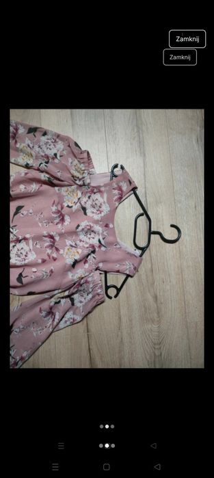 Sukienka w kwiaty XS