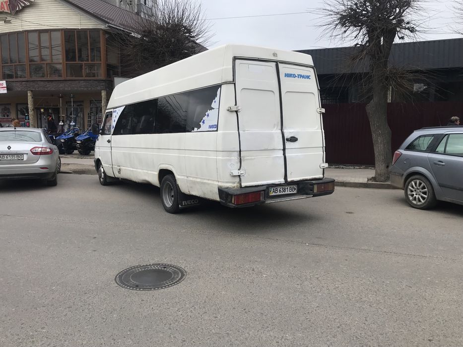 Івеко 3512 автобус