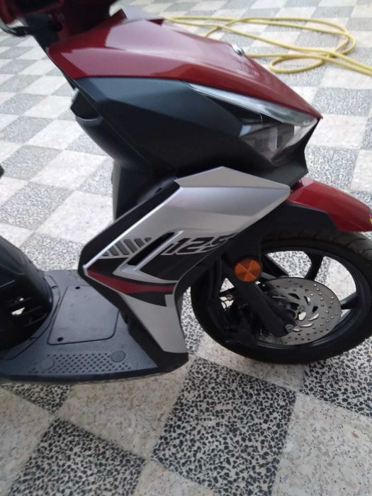 Moto Semi-Nova .